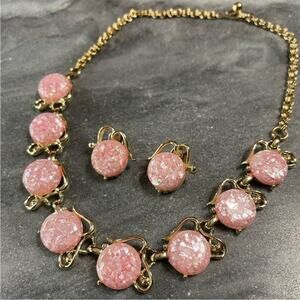 Vintage 1950s Pink Confetti Thermoset and Gold Tone Choker and Earrings Set